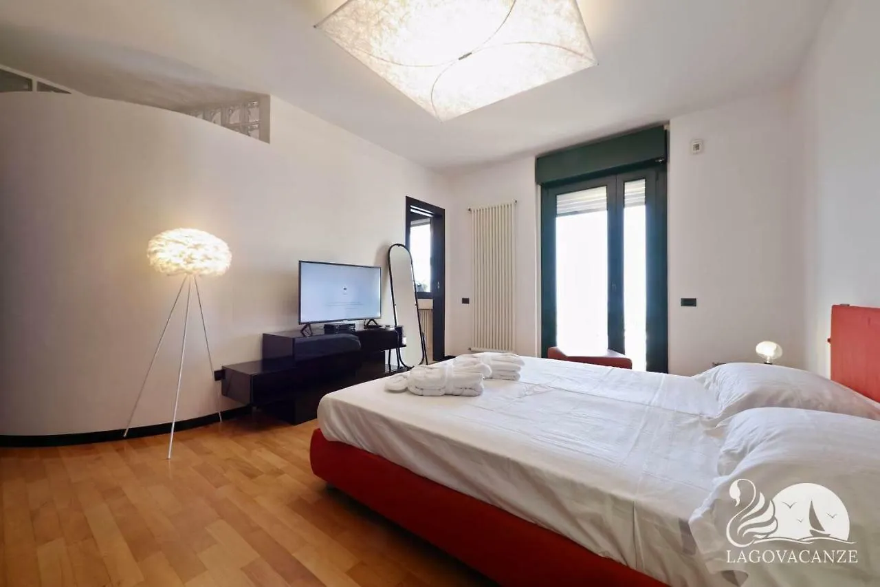 Villa Livia Luxury Роэ Италия