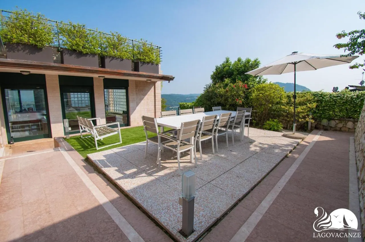 Villa Livia Luxury Роэ Италия
